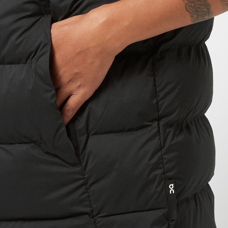 ON Challenger Vest Black