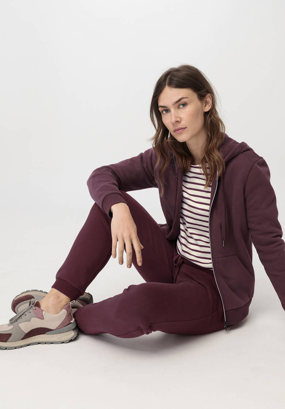 Sweatjacke aus reiner Bio-Baumwolle