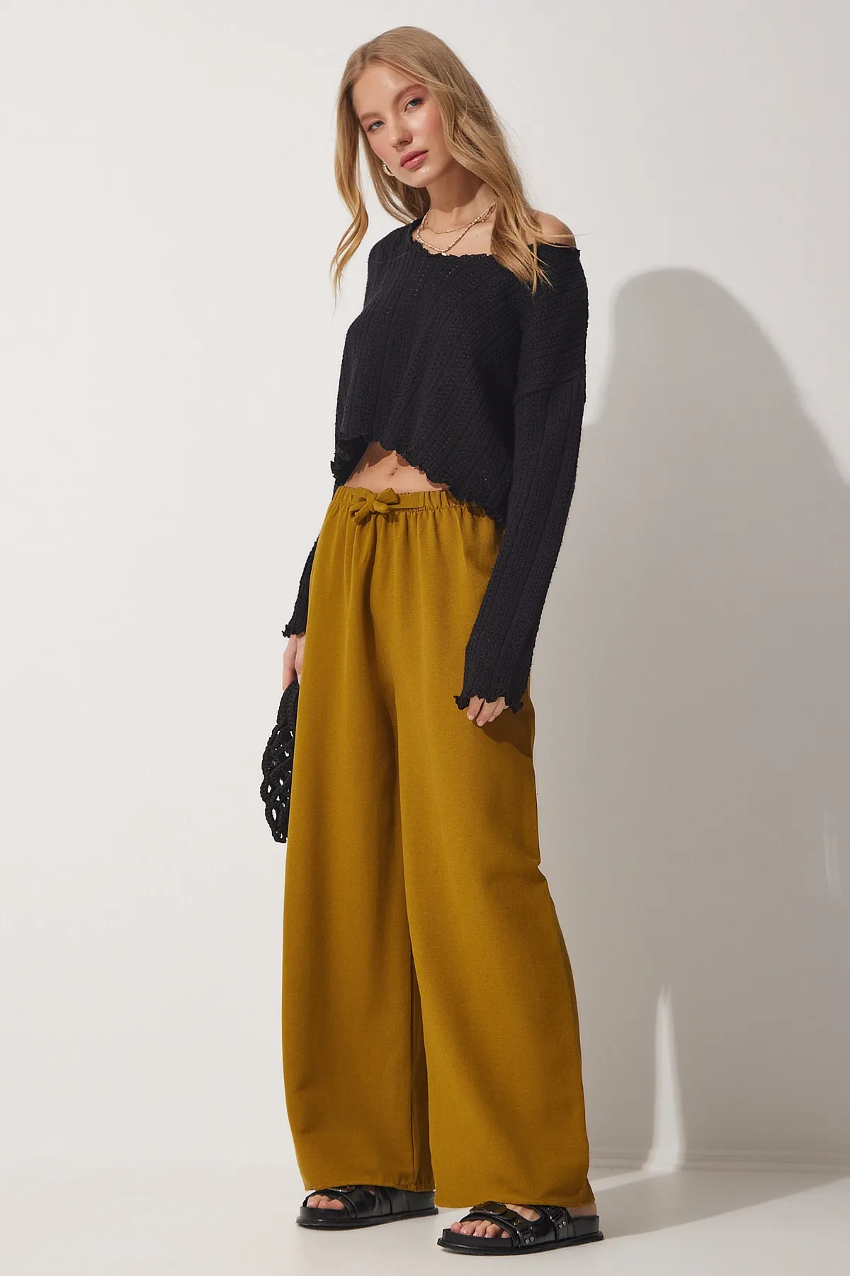 Happiness İstanbul  Lockere Leinenhose