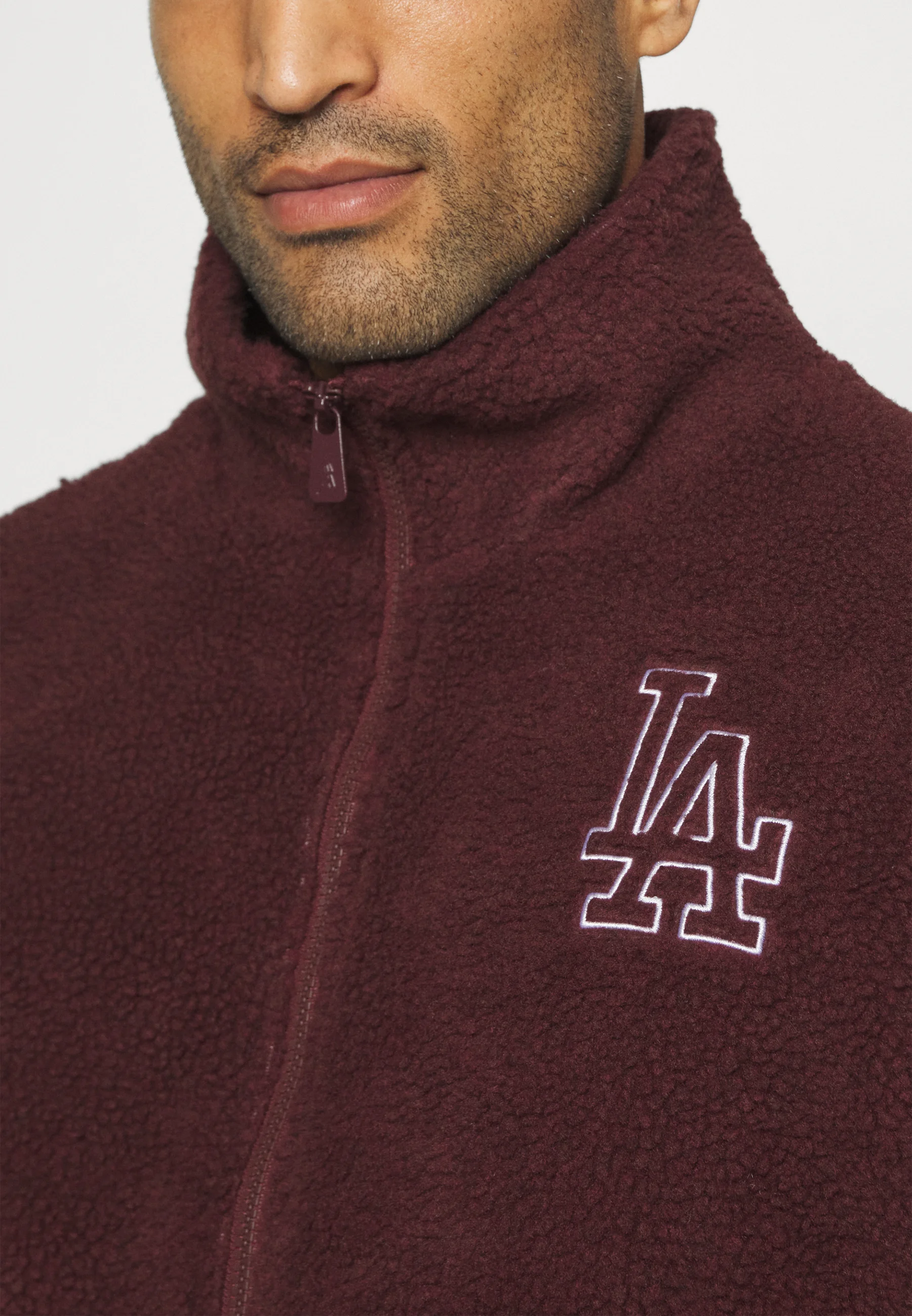 Chaqueta polar Sherpa de los Dodgers de Los Ángeles de la MLB de New Era