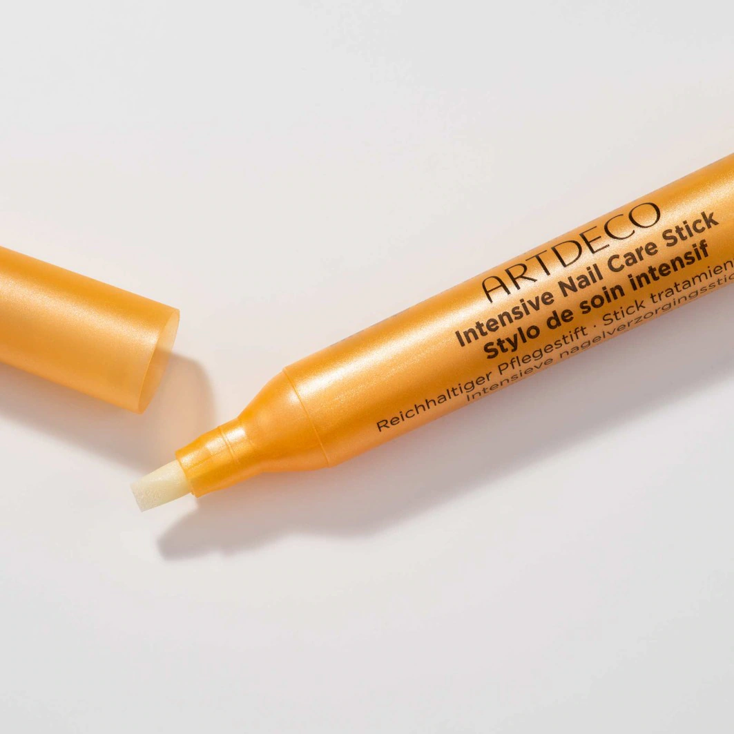 ARTDECO INTENSIEVE NAGELVERZORGINGSSTICK