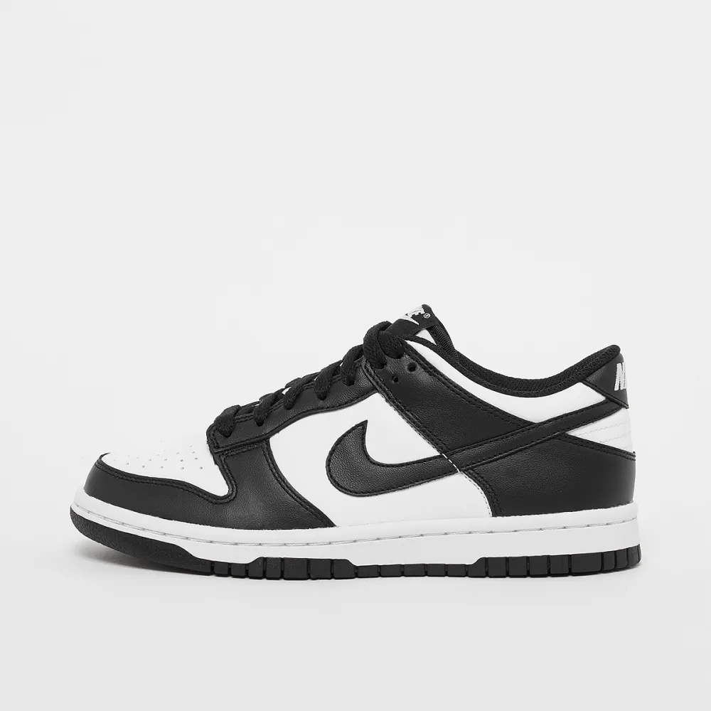 Nike Dunk Low GS CW1590-100 / schwarz