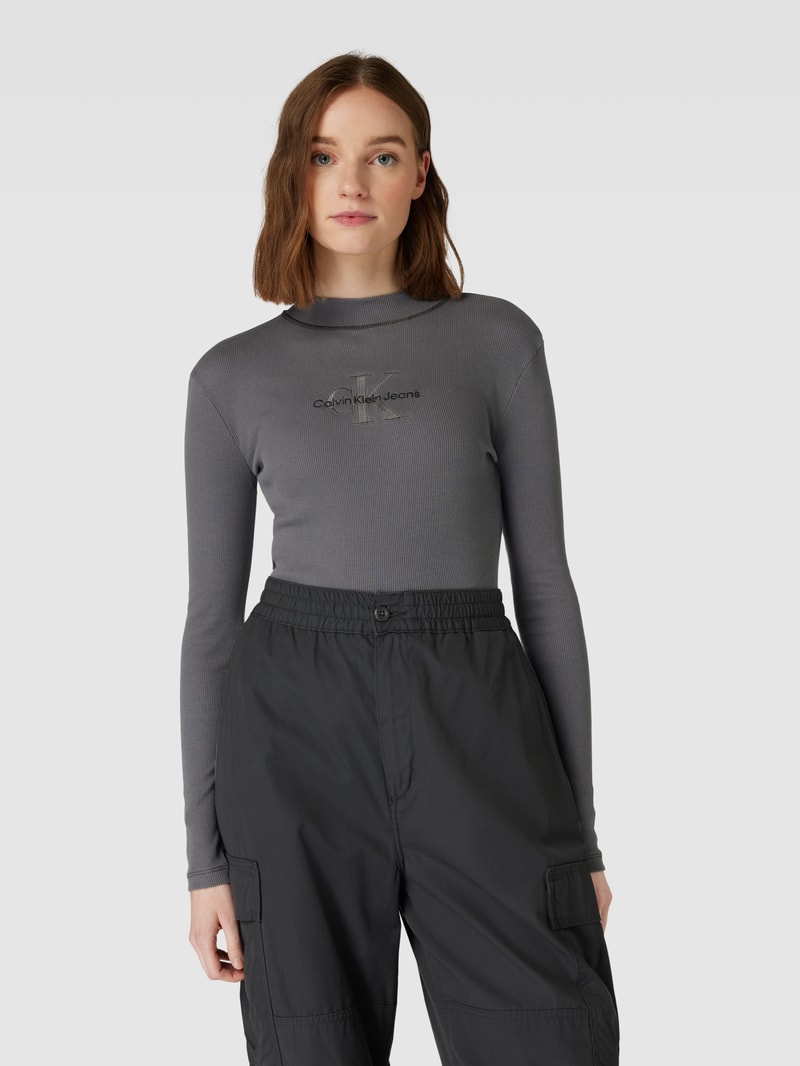 Longsleeve mit Label- und Logo-Stitching Modell 'HERO' in black