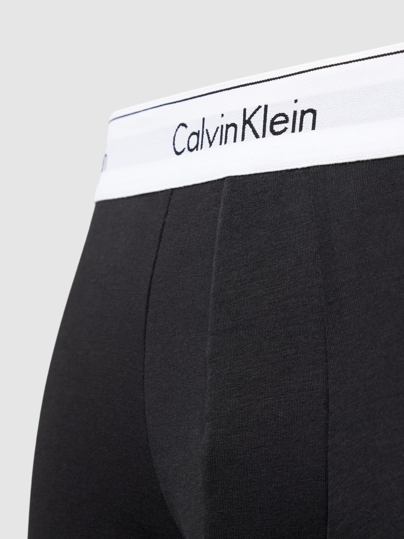 Trunks mit elastischem Bund in schwarz