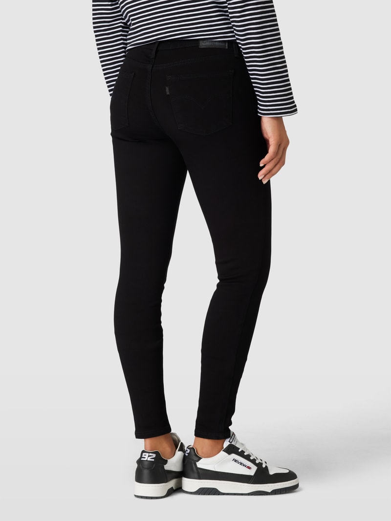 Skinny Fit Jeans im 5-Pocket-Design Modell '710' in schwarz
