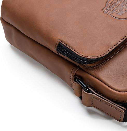 FARMHOOD Nashville Umhängetasche Leder 22 cm