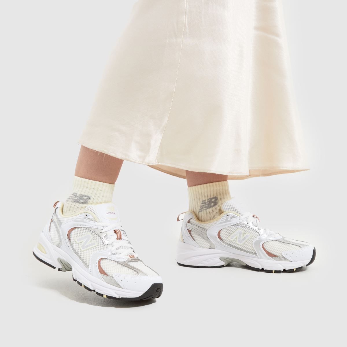 New Balance 530 sportcipő fehér és sárga színben