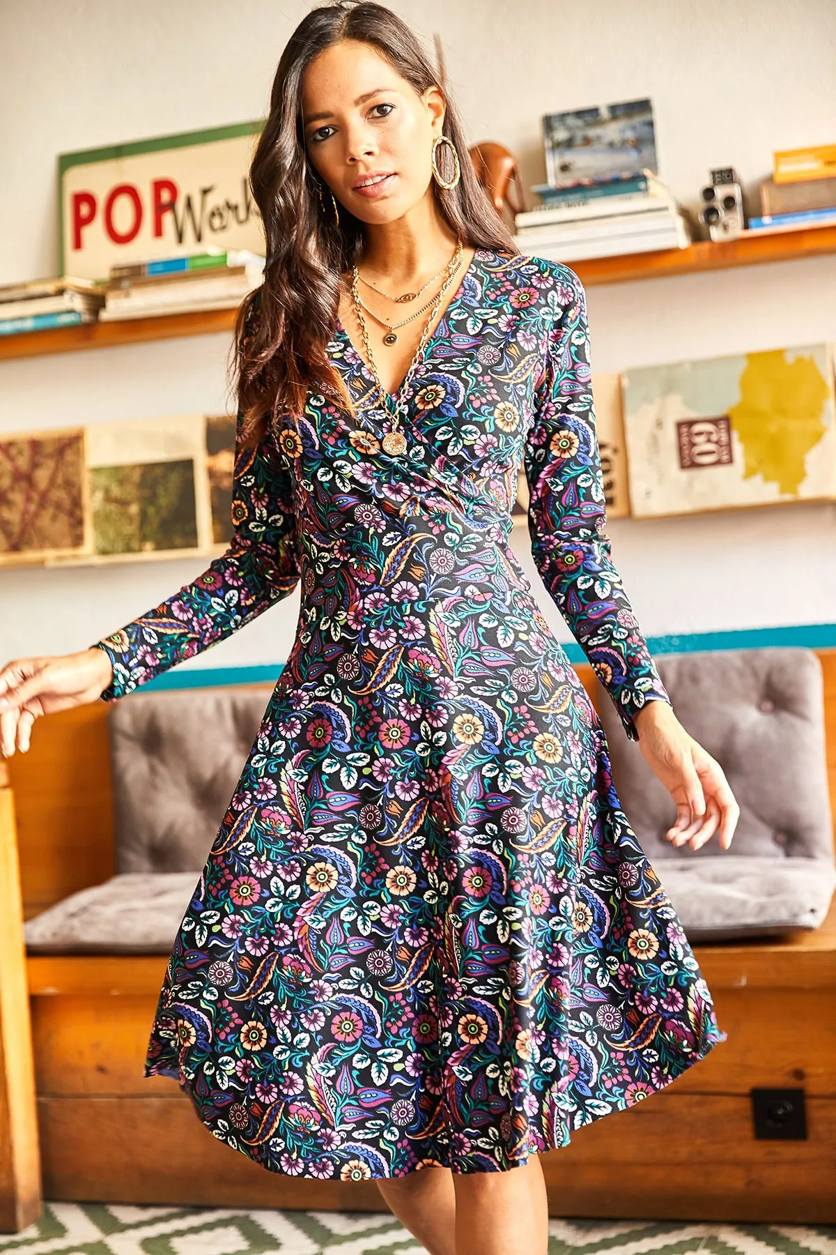 Olalook  Mehrreihiges Damenkleid mit mehreren Mustern ELB-19000994
