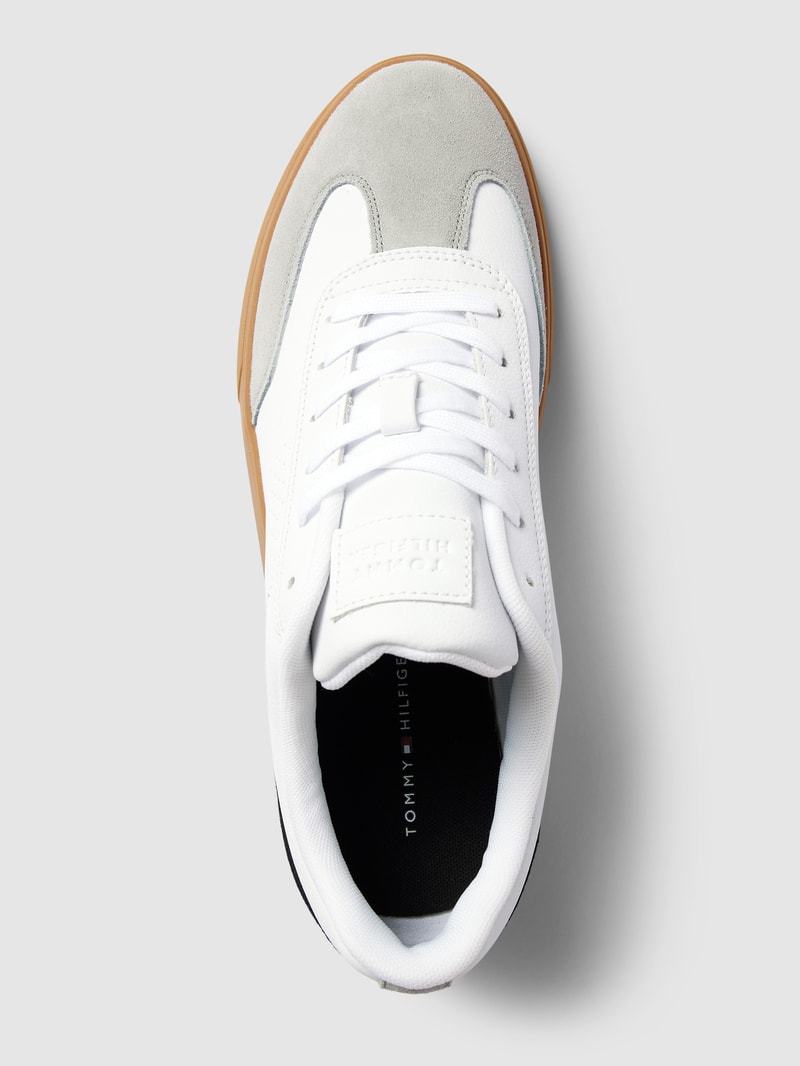 Sneaker mit Label-Details Modell 'CORPORATE SEASONAL' in weiß