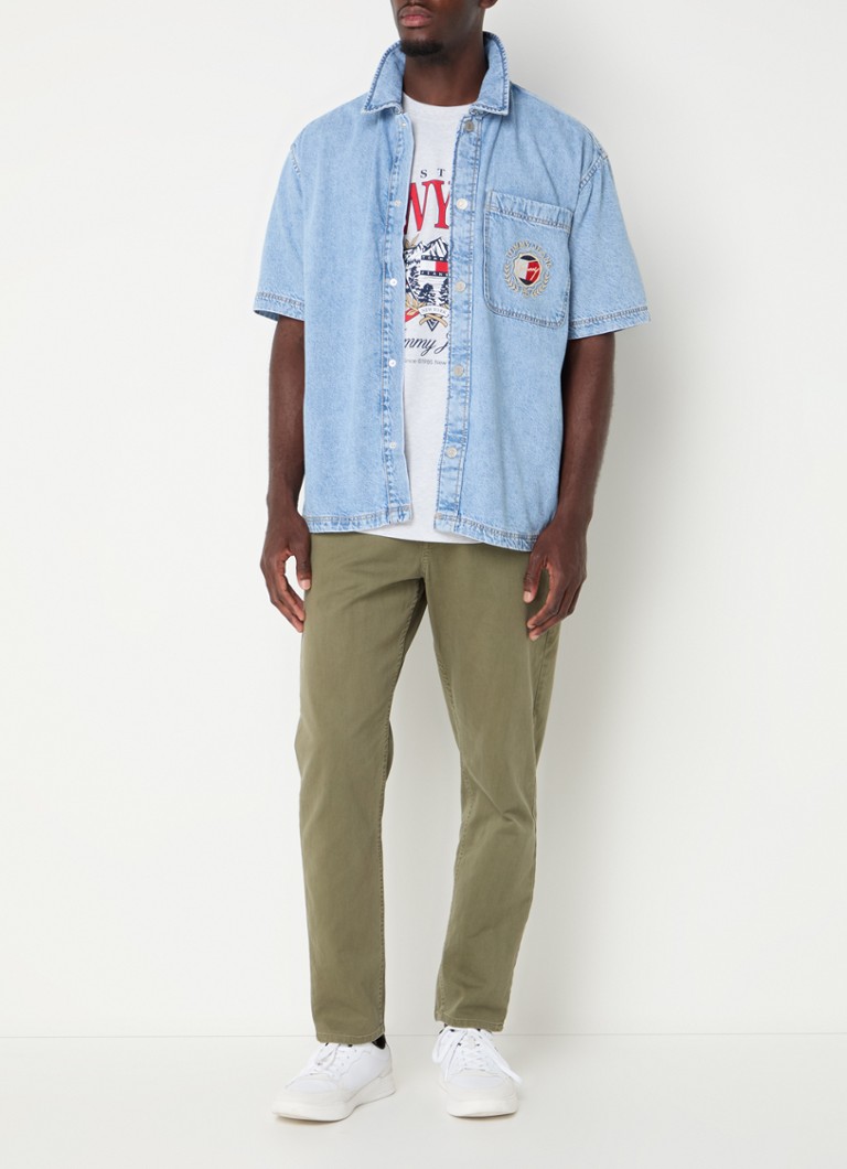 Tommy Hilfiger traper majica regularnog kroja s vezom logotipa