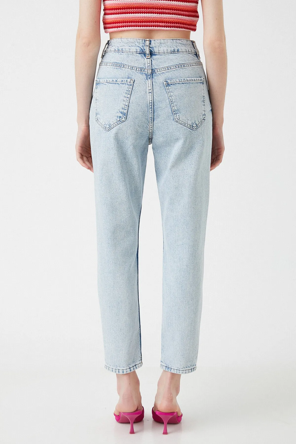Koton  Gebleichte Damenjeans 2SAL40307MD