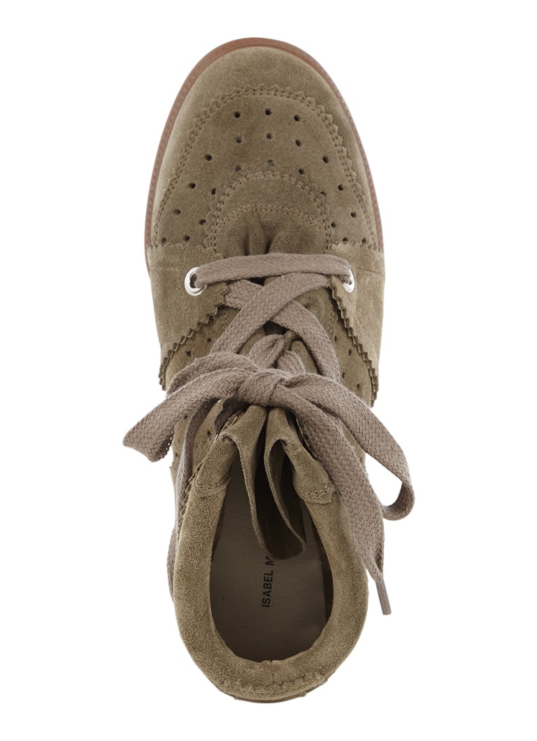 Sneaker con zeppa Bobby di Isabel Marant realizzata in pelle scamosciata di vitello.