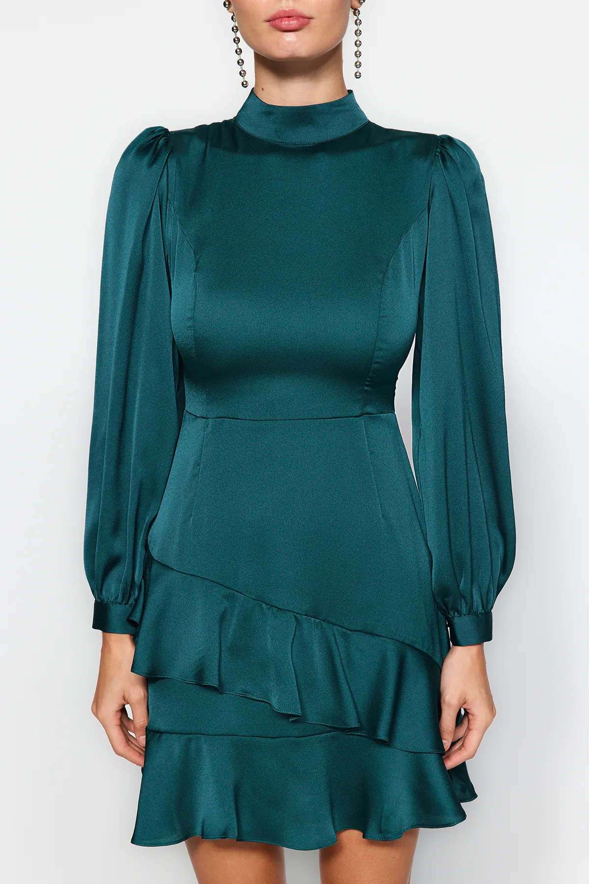 Trendyol Collection  Smaragdgrünes A-Linien-Rock-Volant-Satin-Webkleid TWOAW21EL1891