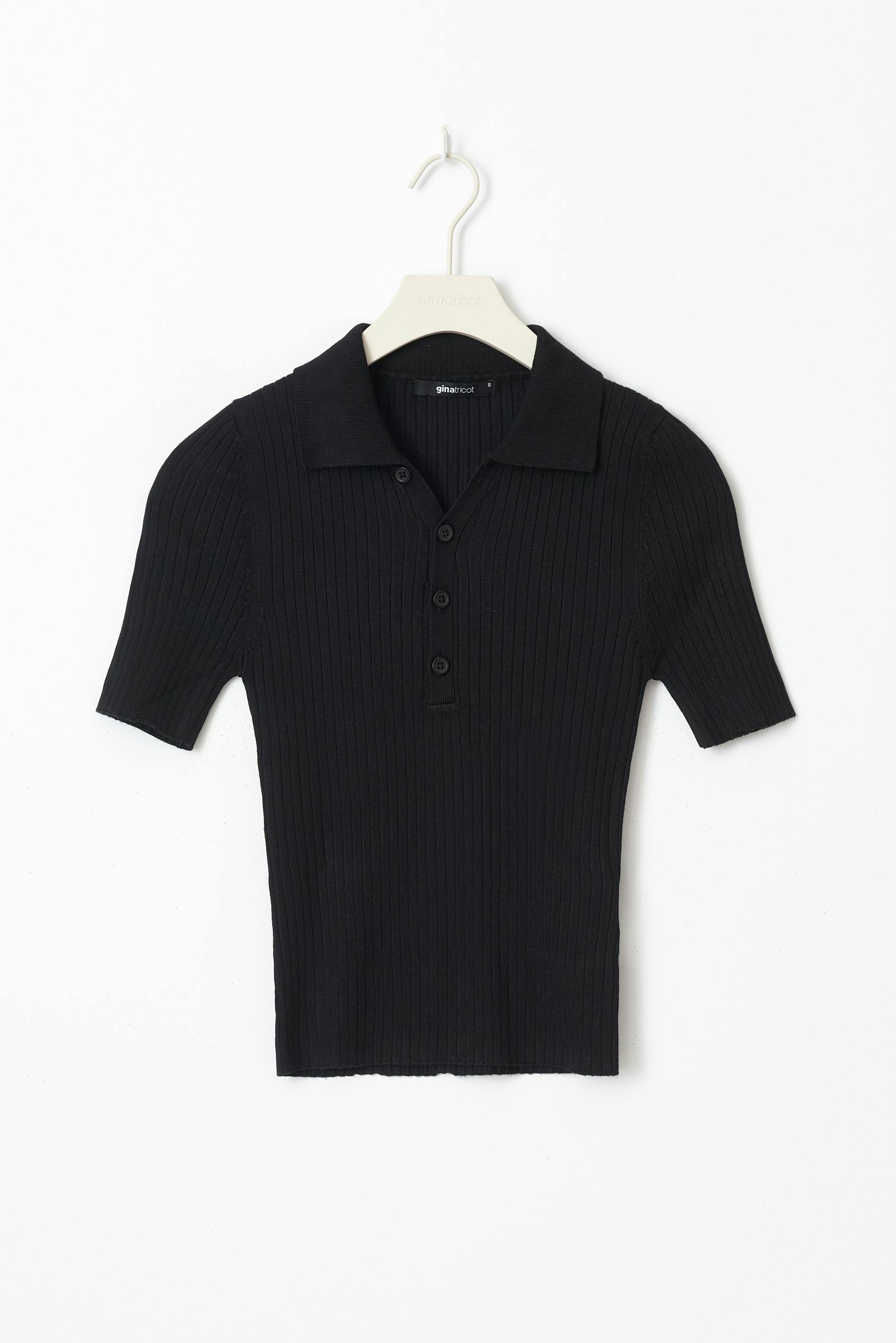 Knitted collar top