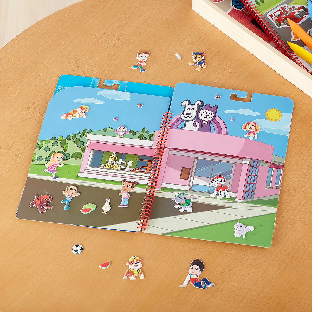 PAW Patrol Wiederaufklebbare, bauschige Sticker – Abenteuerbucht