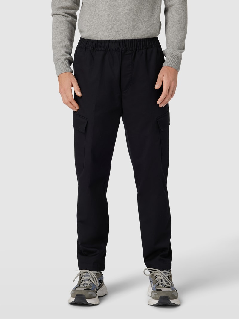 Stoffhose mit elastischem Bund Modell 'RAAMEO' in schwarz