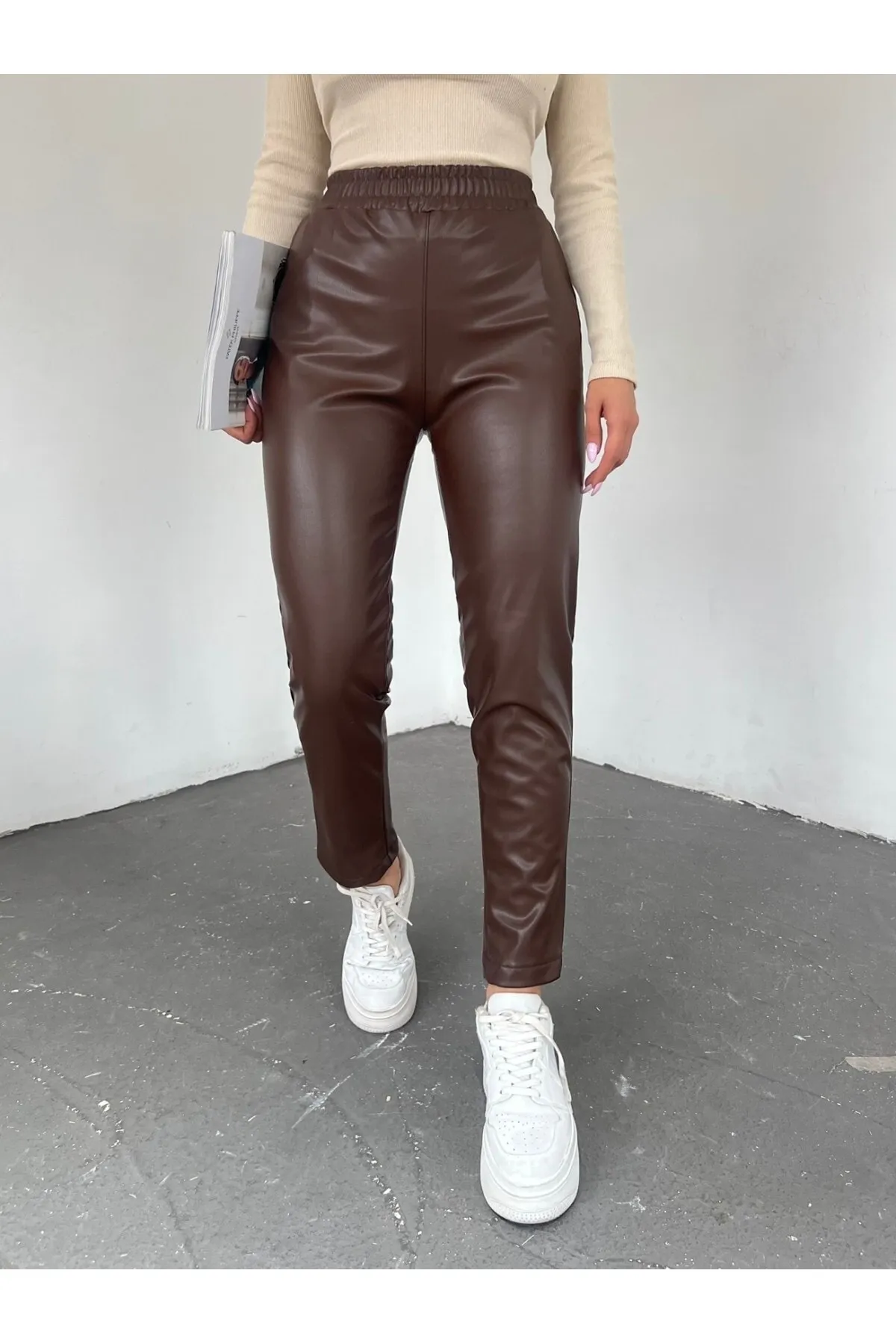 Modamorfo  Lederhose mit elastischem Bund