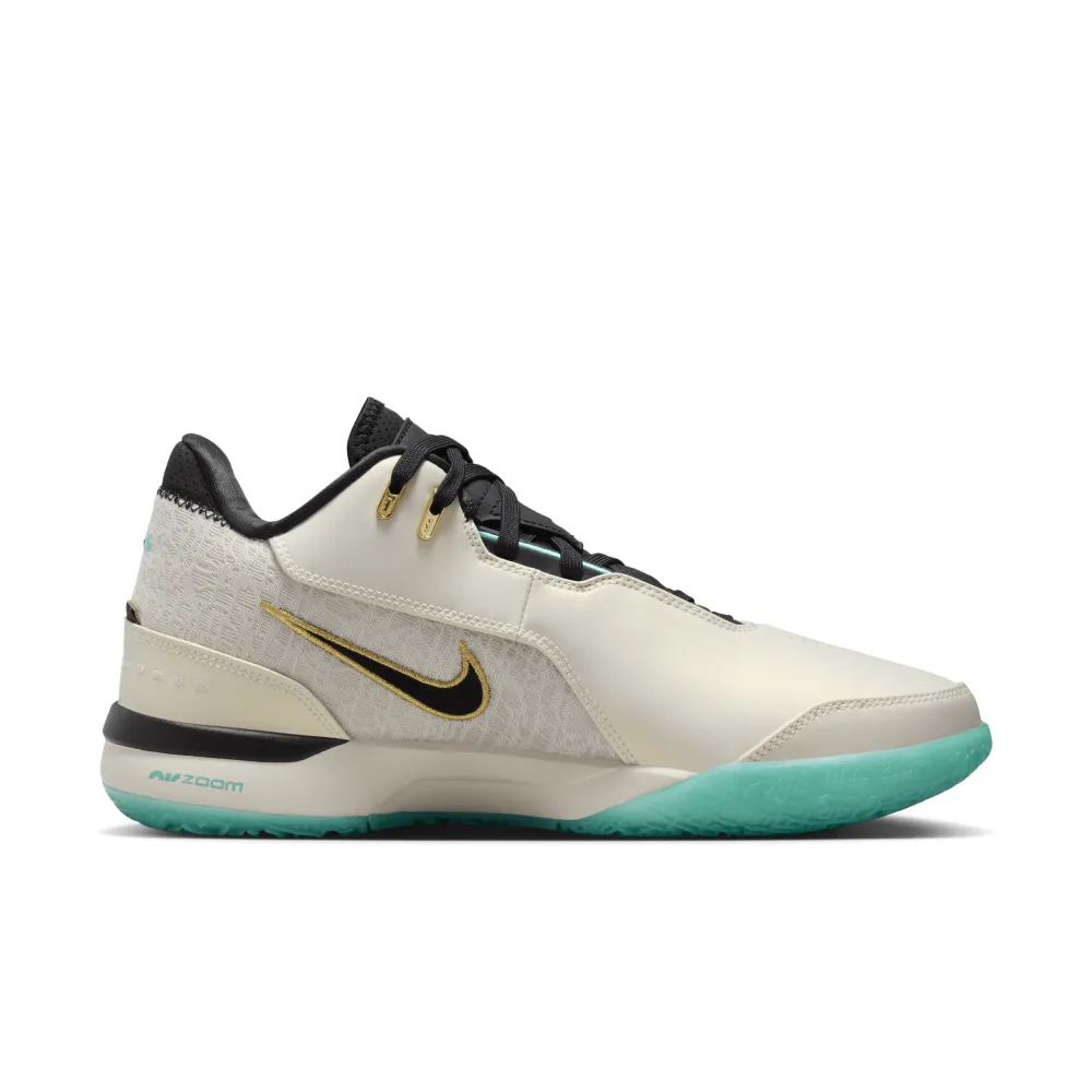 Nike Liverpool F.C. x Nike LeBron NXXT Gen AMPD Light Orewood FJ1566-101 / weiss