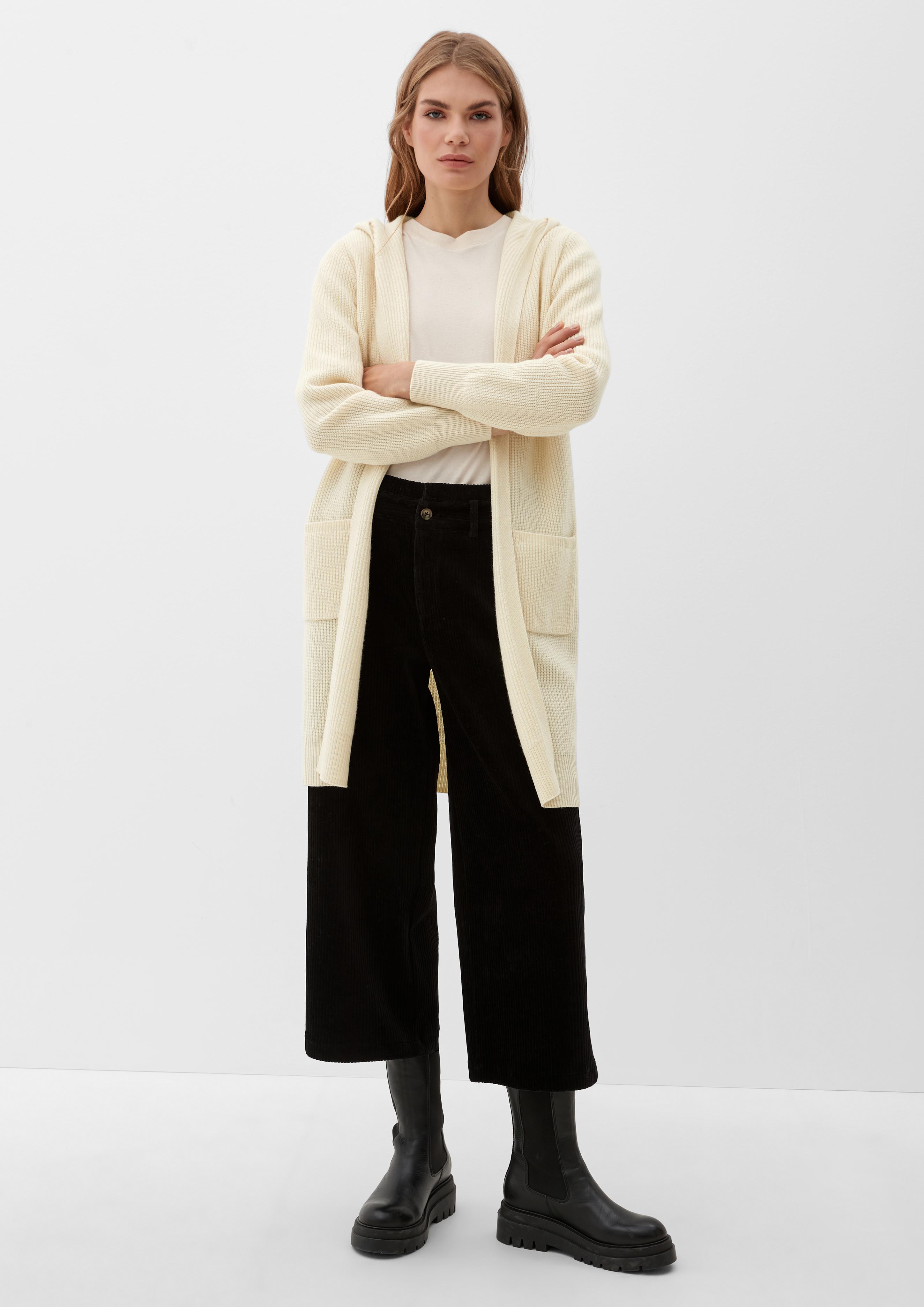 Strickjacke aus reiner Wolle  2120909-01Y8
