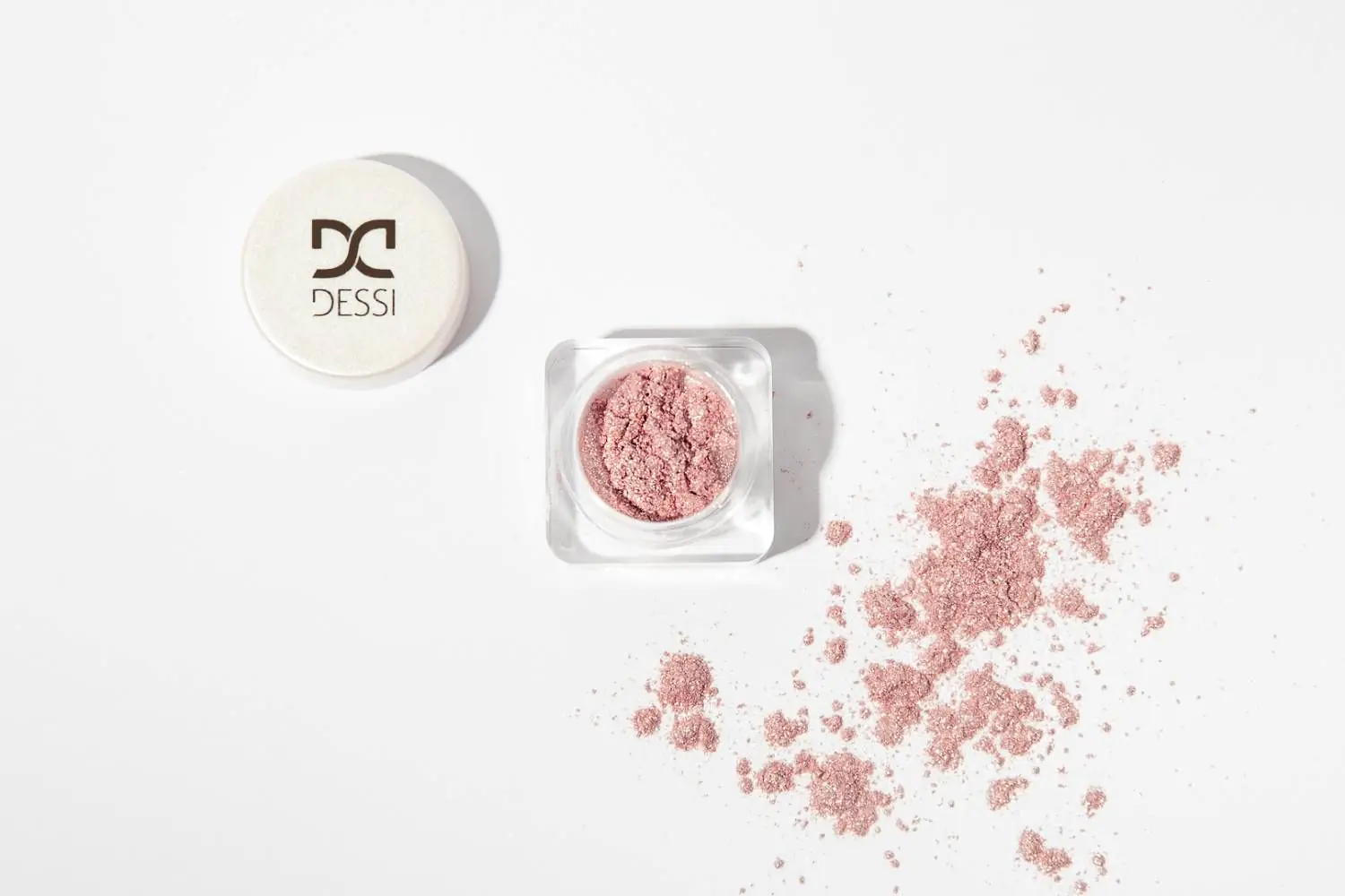 „Dessi“ akių pigmentas, 03 švelniai rožinis