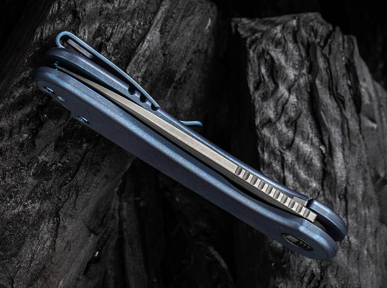 Elementum Titanium Blue