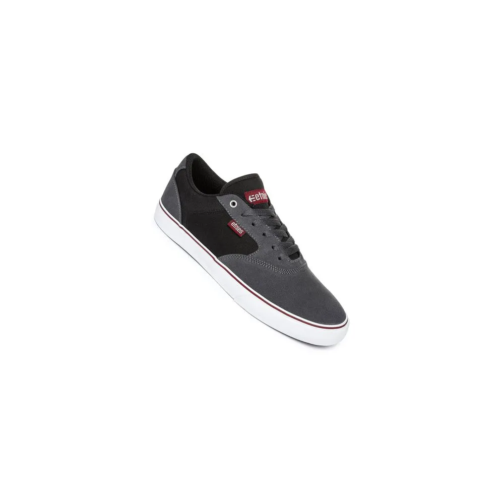 Etnies Blitz 4101000510 022 / schwarz