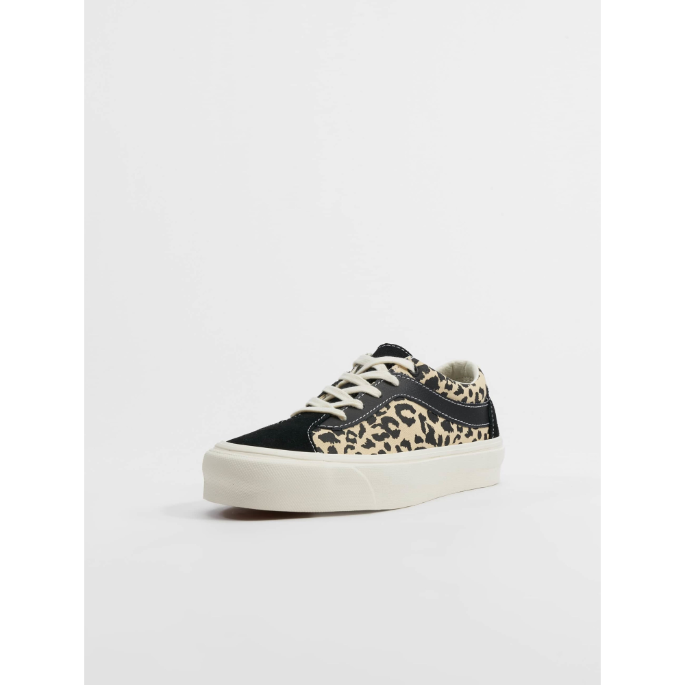 Vans Bold VN0A5DYATYQ / schwarz