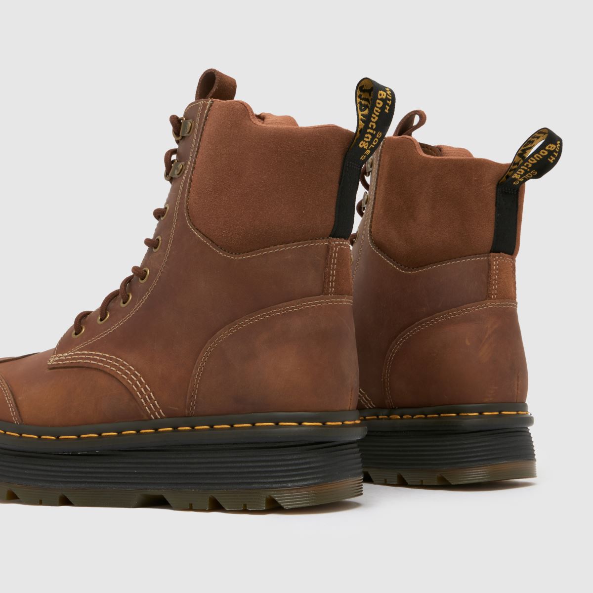Dr. Martens Zebzag 8-as nyakkendős csizma barna színben