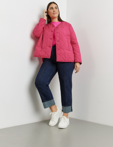 Leichte Steppjacke mit V-Ausschnitt