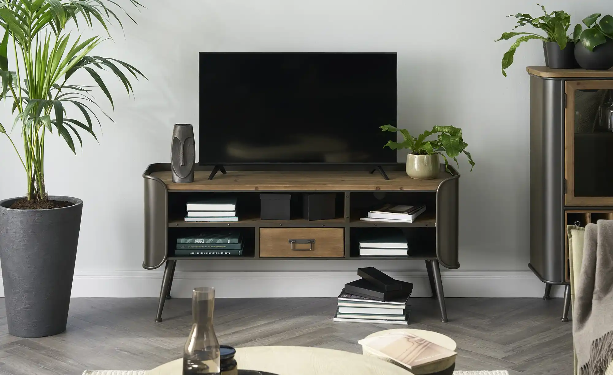 TV-Lowboard