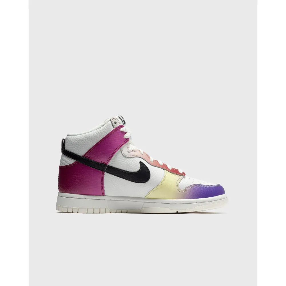 Nike Dunk High WMNS FD0802-100 / weiss