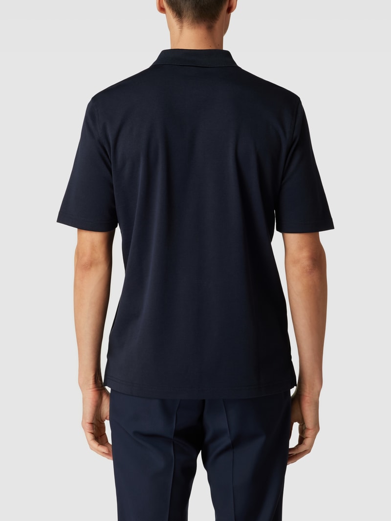 Poloshirt mit kurzer Knopfleiste und Logo-Stickerei in marineblau