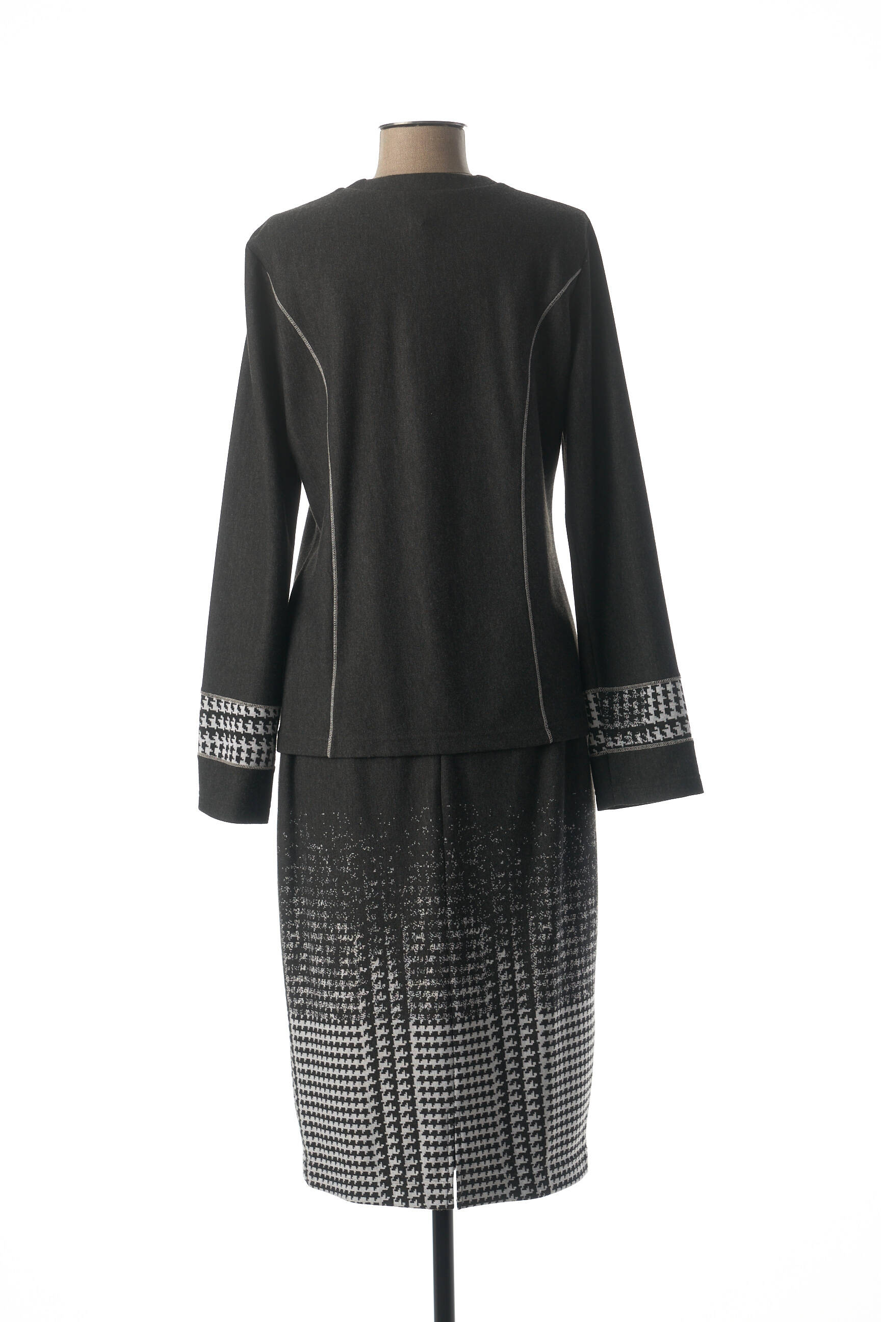 Guy Dubouis Ensembles Jupe Femme couleur gris