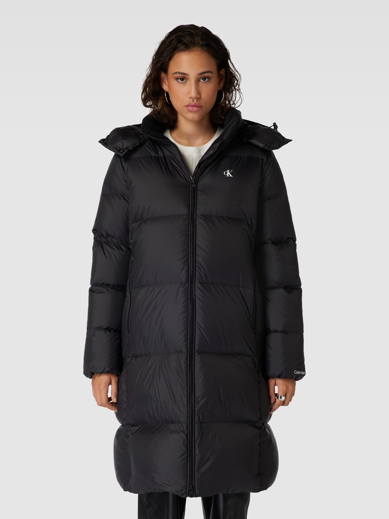 Daunenmantel mit Label-Detail Modell 'DOWN' in black