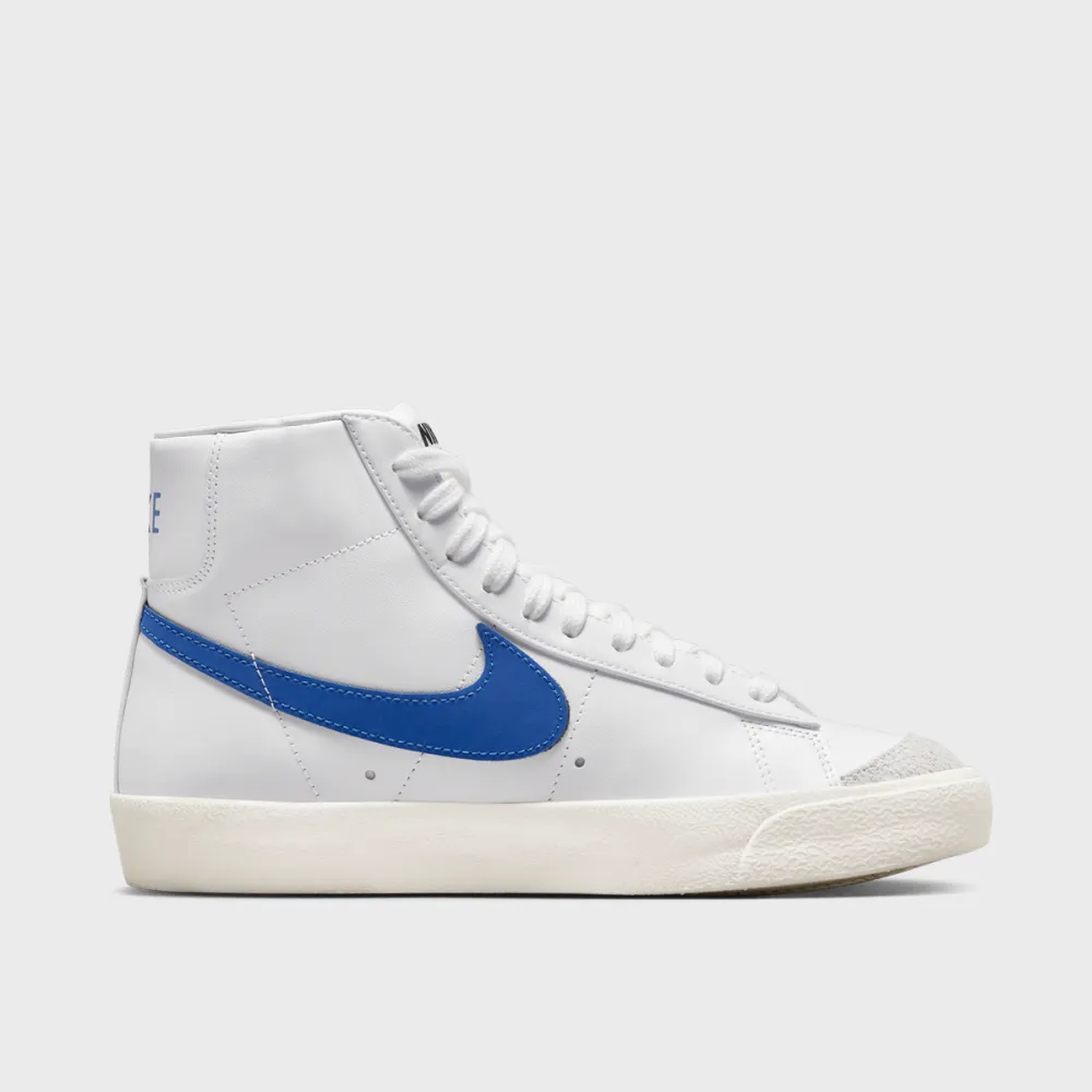 Nike Blazer Mid 77 CZ1055-124 / weiss