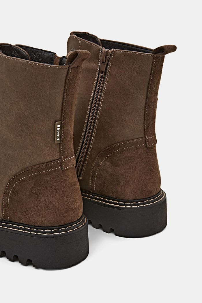 Schnürboots aus veganem Leder