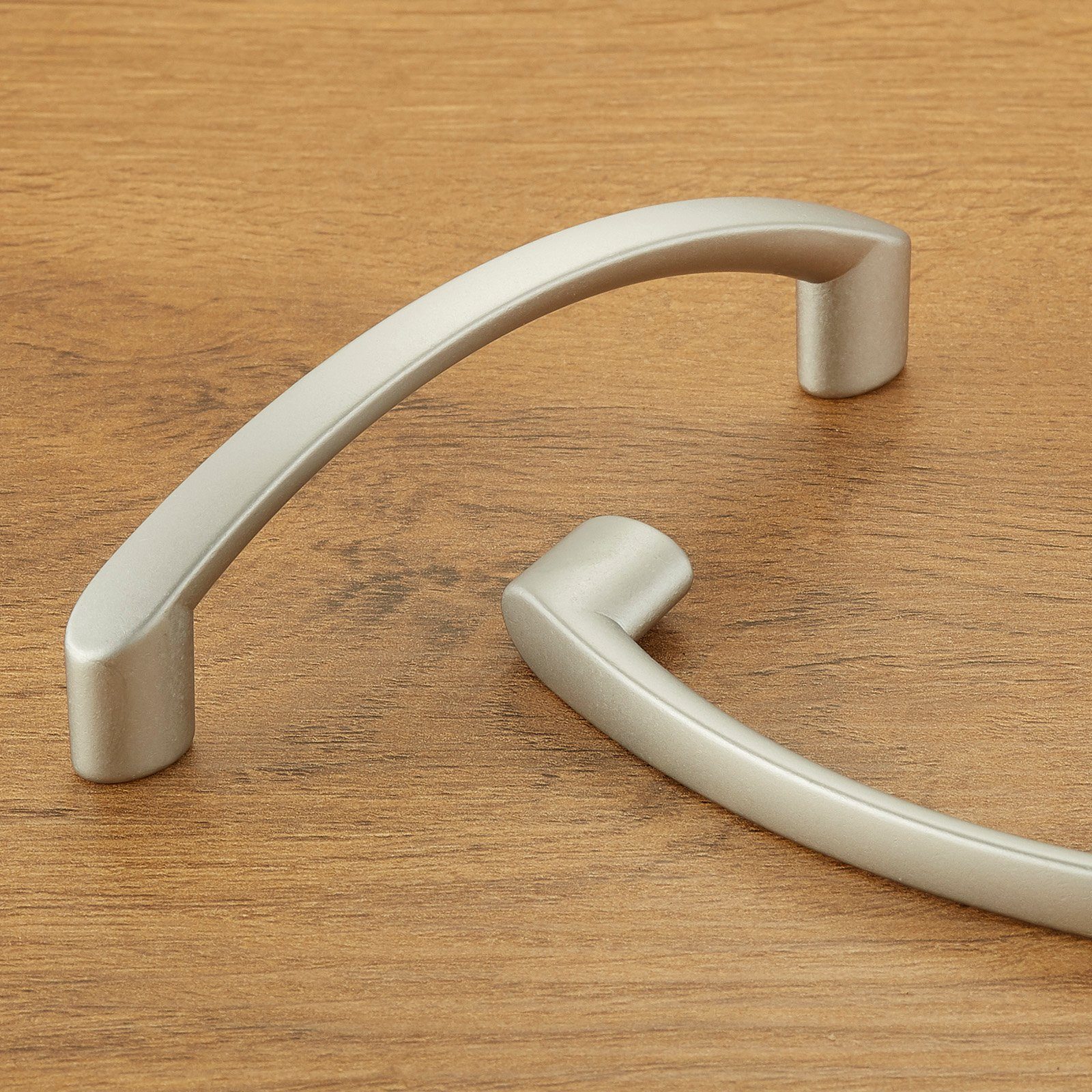 SO-TECH® Möbelgriff SW64 BA 96 mm Chrom matt Bogengriff, Griff Schrankgriff Schubladengriff - incl. Schrauben