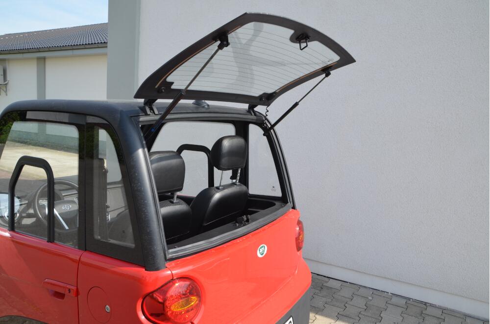 ARI Motors ARI 802 Elektrofahrzeug E-Auto Leichtfahrzeug 80 km/h weiß