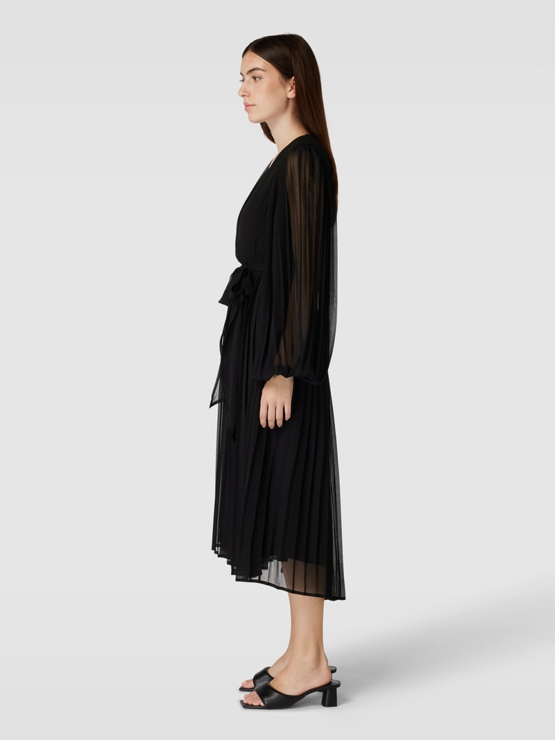 Midikleid mit Plisseefalten in schwarz