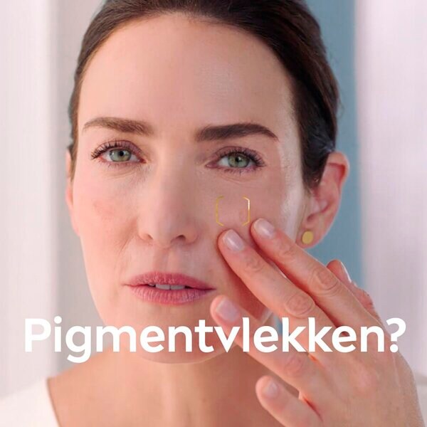 NIVEA Cellular Luminous630 ránctalanító és pattanás elleni szérum 30ml - Érett bőrre