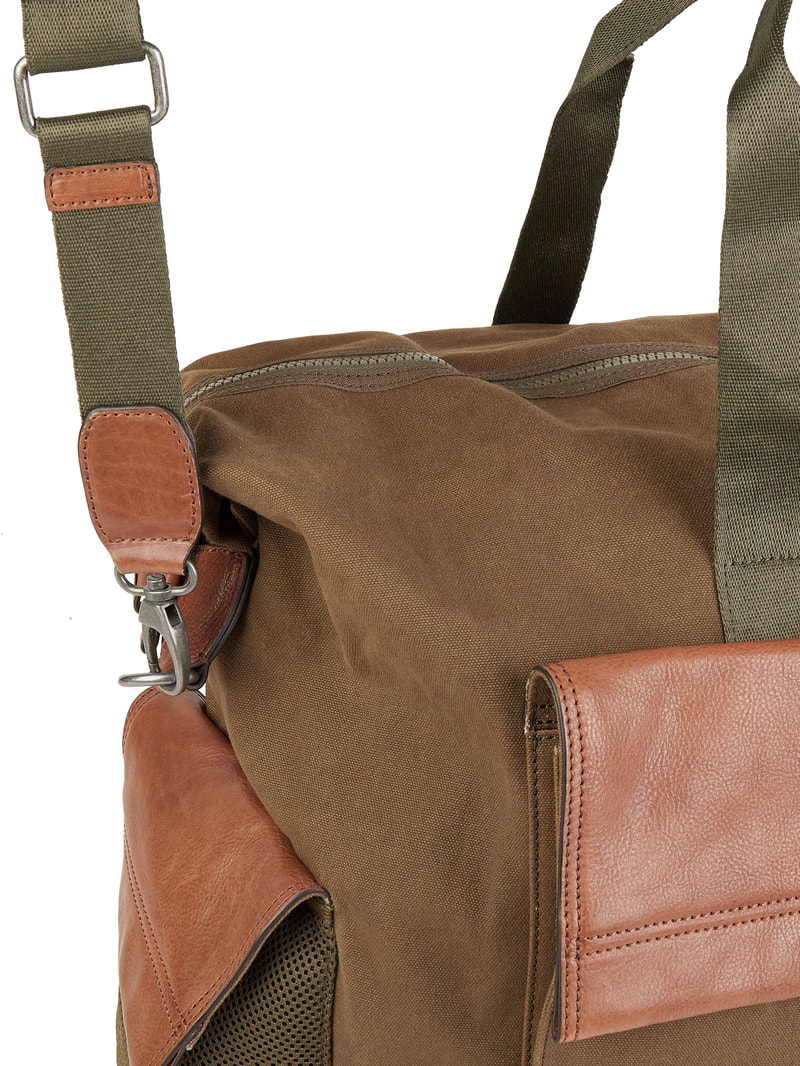 Weekender mit Leder-Anteil in khaki