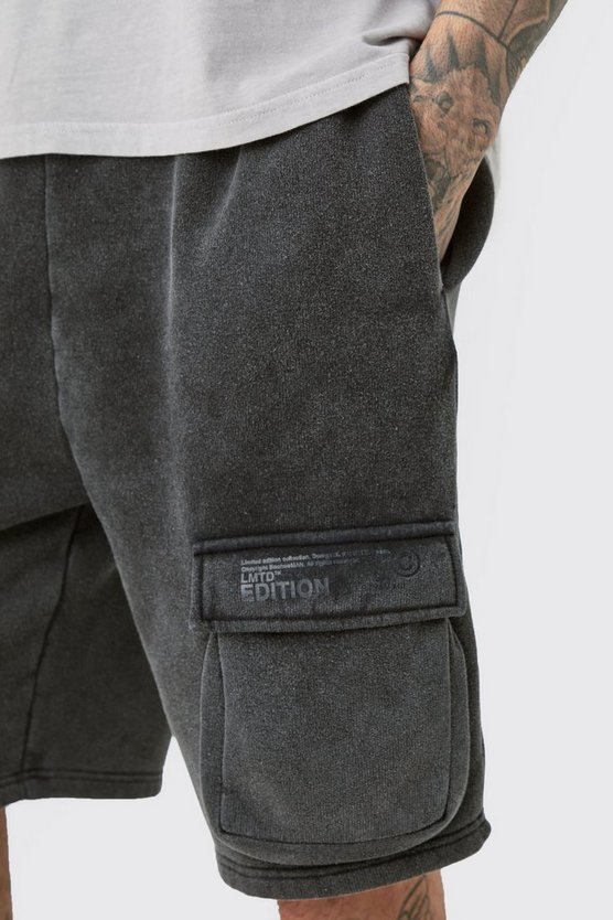 Tall lockere Cargo Jersey-Shorts in Schwarz