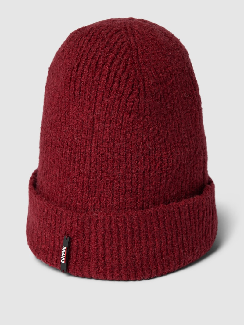 Beanie mit Label-Detail Modell 'Oresto' in bordeaux rot