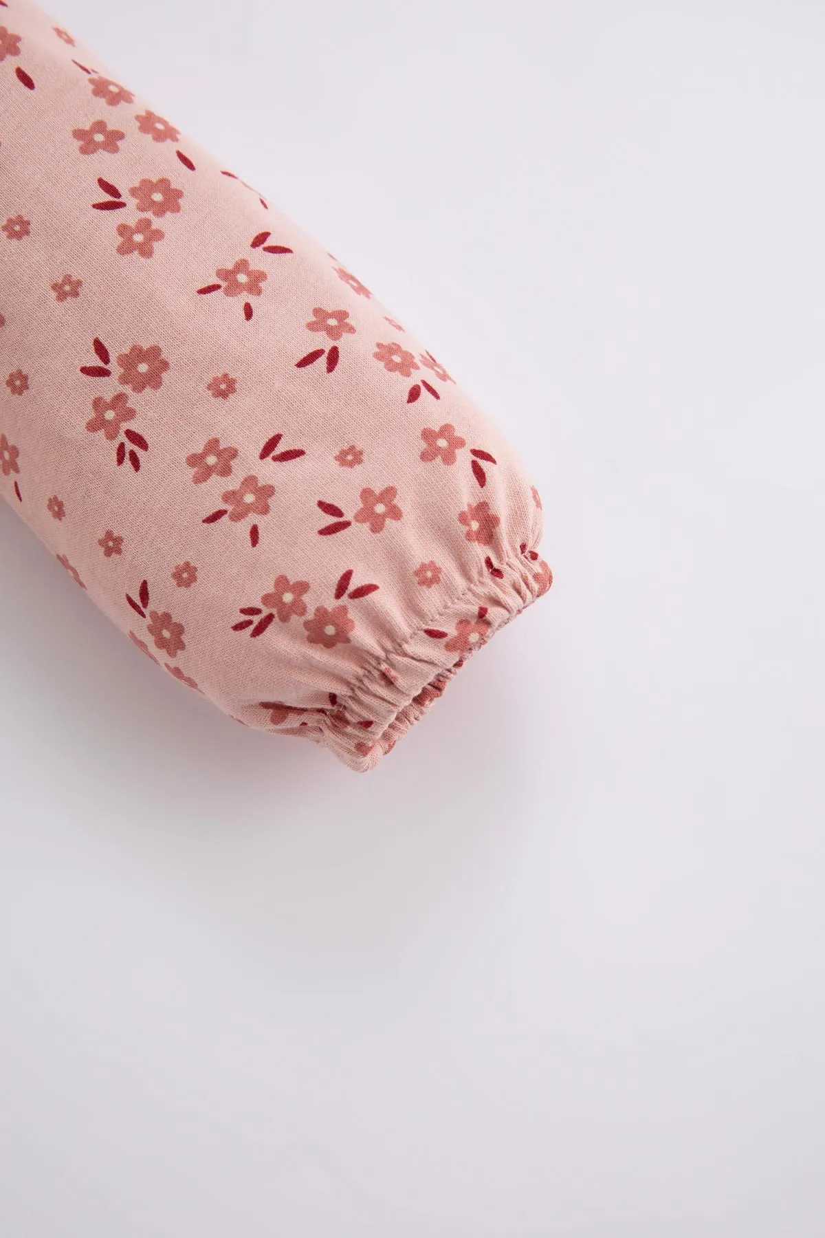DeFacto  Geblümtes, langärmliges Kleid aus gekämmter Baumwolle für Babys und Mädchen, 2er-Set mit Strickjacke aus Plüsch