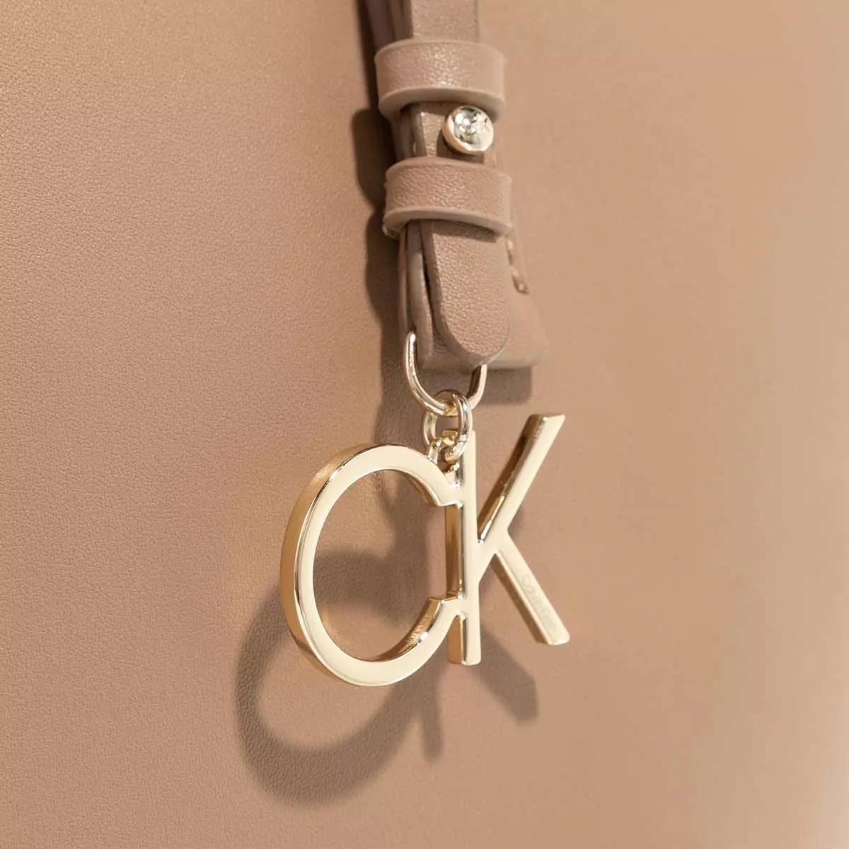 CALVIN KLEIN Handtaschen beige CK MUST