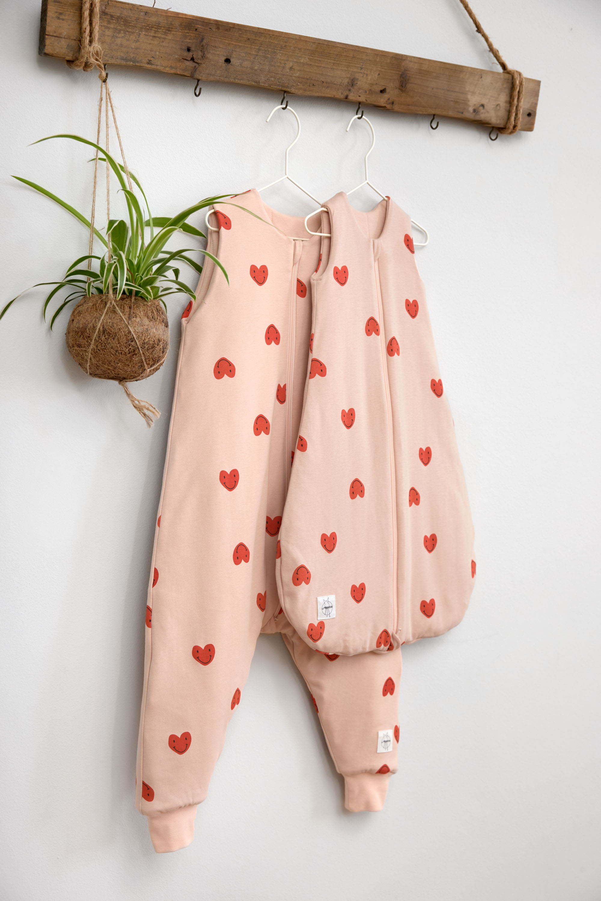 Kinder Schlafoverall 2,5 TOG - Herz, Rosa