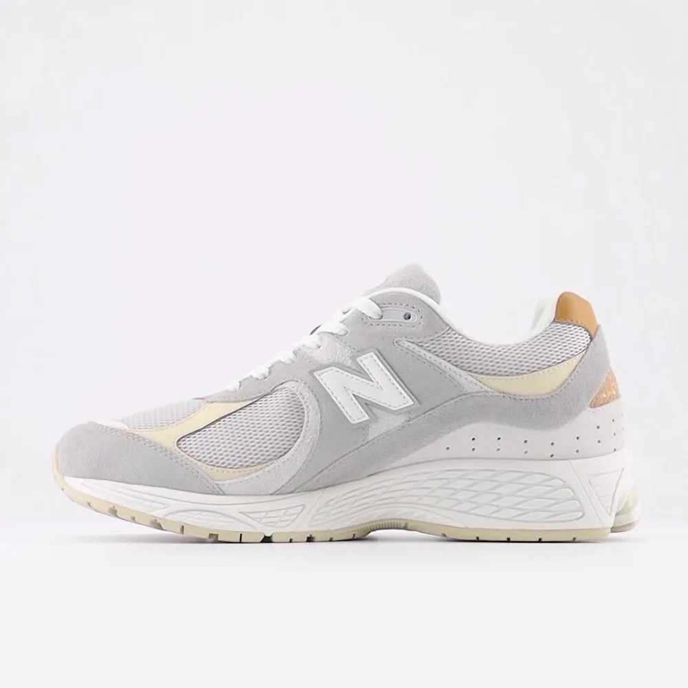 New Balance 2002R M2002RSB / grau