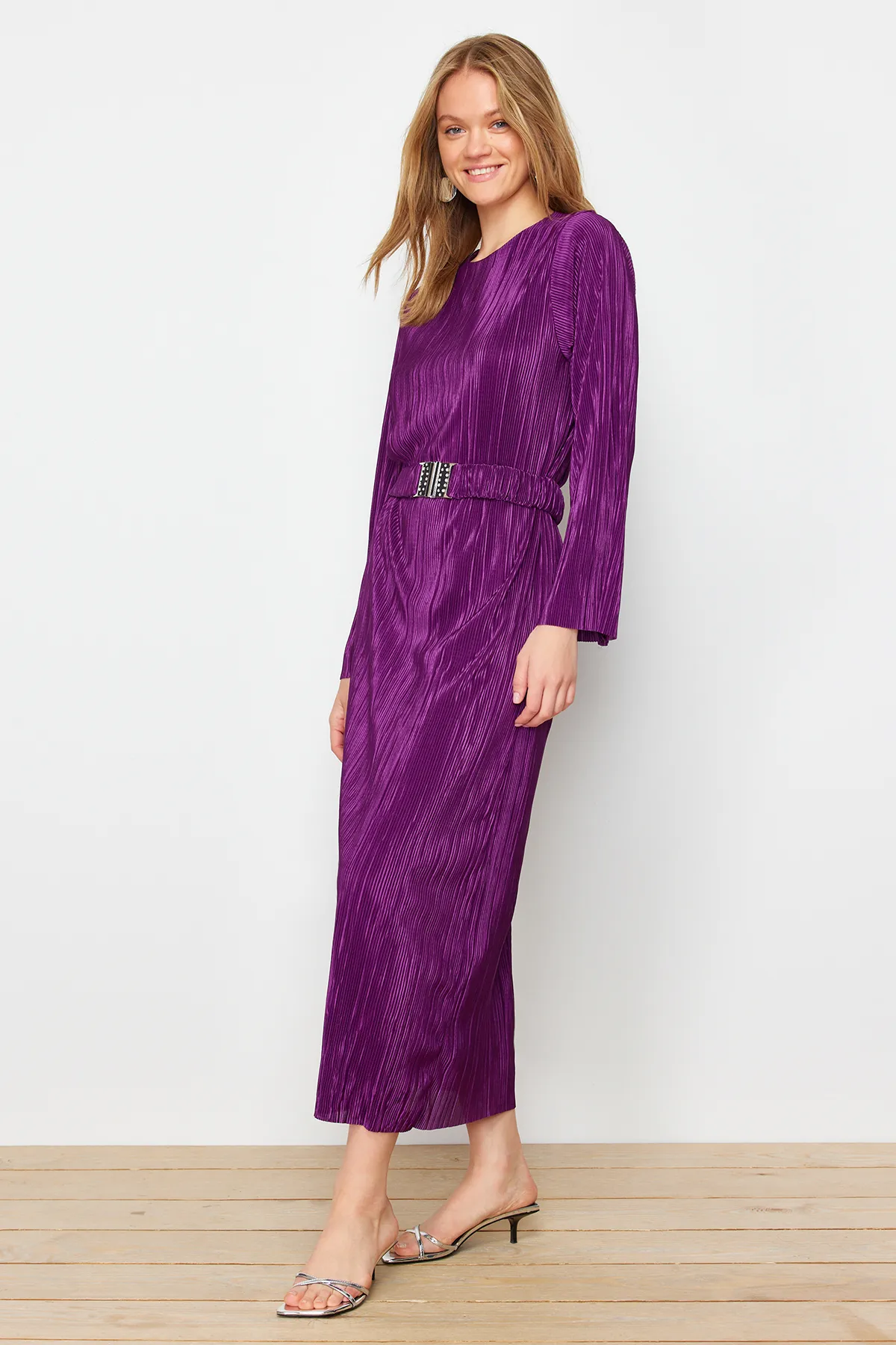 Trendyol Modest  Lila Strickkleid mit Faltengürtel TCTSS24EB00154