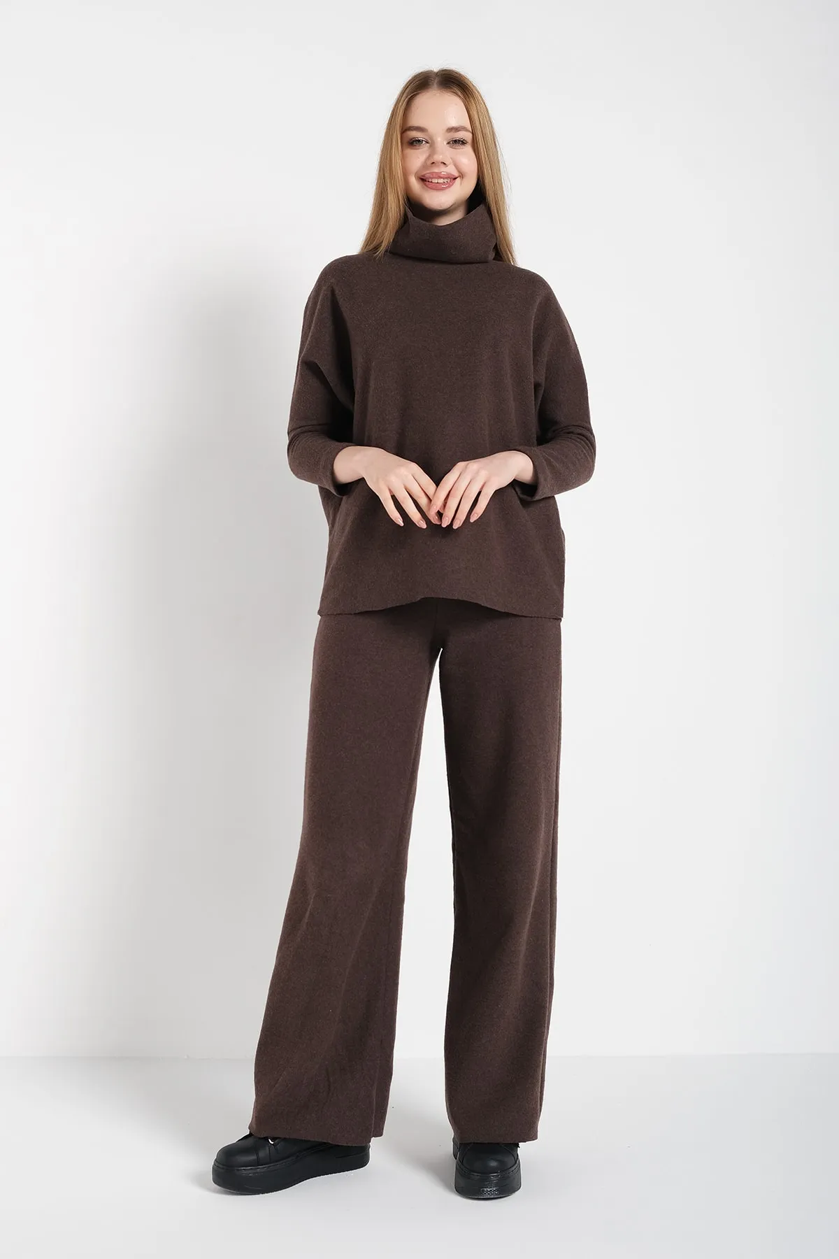 Know  Brauner Damen-Overall-Anzug aus Thessaloniki-Stoff mit Halsdetail