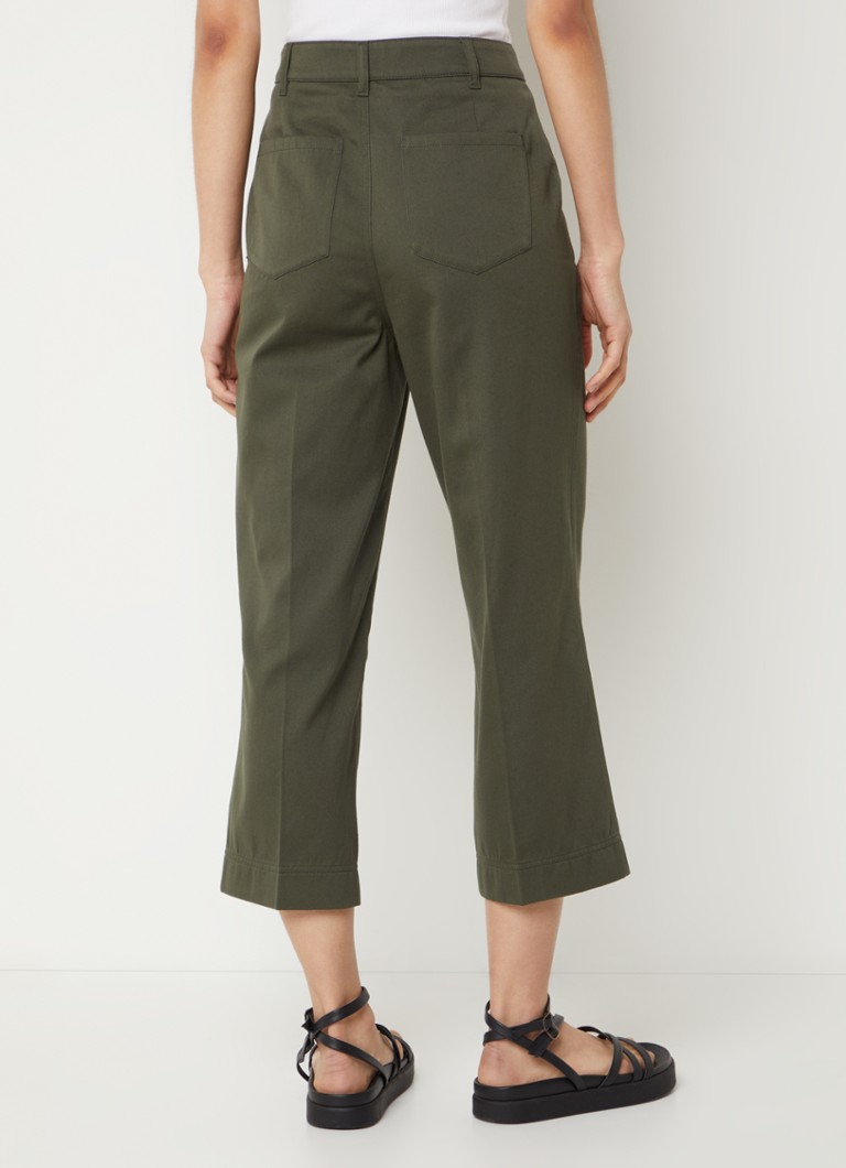 Pantaloni scurți cu talie înaltă și evazați pe picioare de la ba&sh, cu buzunare laterale, model Estin.